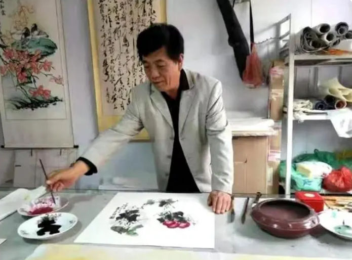 <strong>国家级美术大师崔福增</strong> <strong>国家级美术大师崔福增</strong>