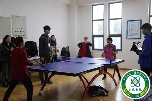 金宫味业党工委组织参与天府街道第八届企业邻里节