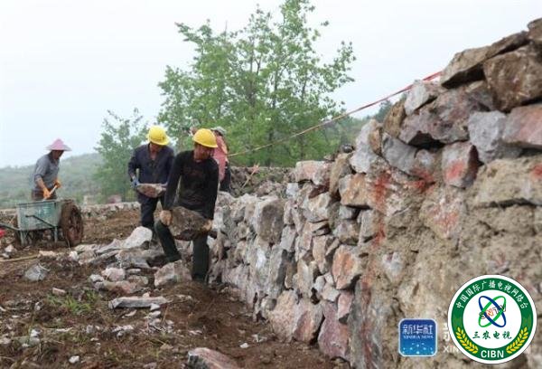 贵州玉屏：石旮旯里垦出“聚宝盆”