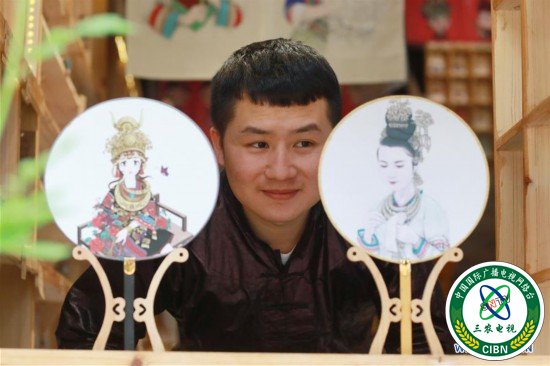 （文化）（2）“90后”侗族插画师：传承民族文化之美