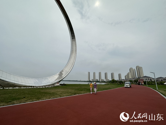 樱花湖体育公园。人民网记者 谈媛摄