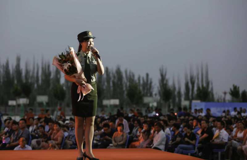 走晓月为什么这样红:为新时代高唱赞把为人民服务藏在心中的青年歌唱家 走晓月为什么这样红:为新时代高唱赞把为人民服务藏在心中的青年歌唱家