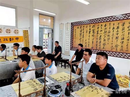 书法名家进校园 翰墨飘香薪火传 单县人民路中学成功举办书法进校园活动