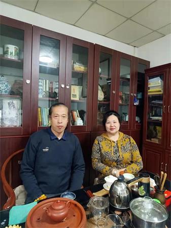 好民警践行为人民服务宗旨祝夕阳红老人生活美满幸福